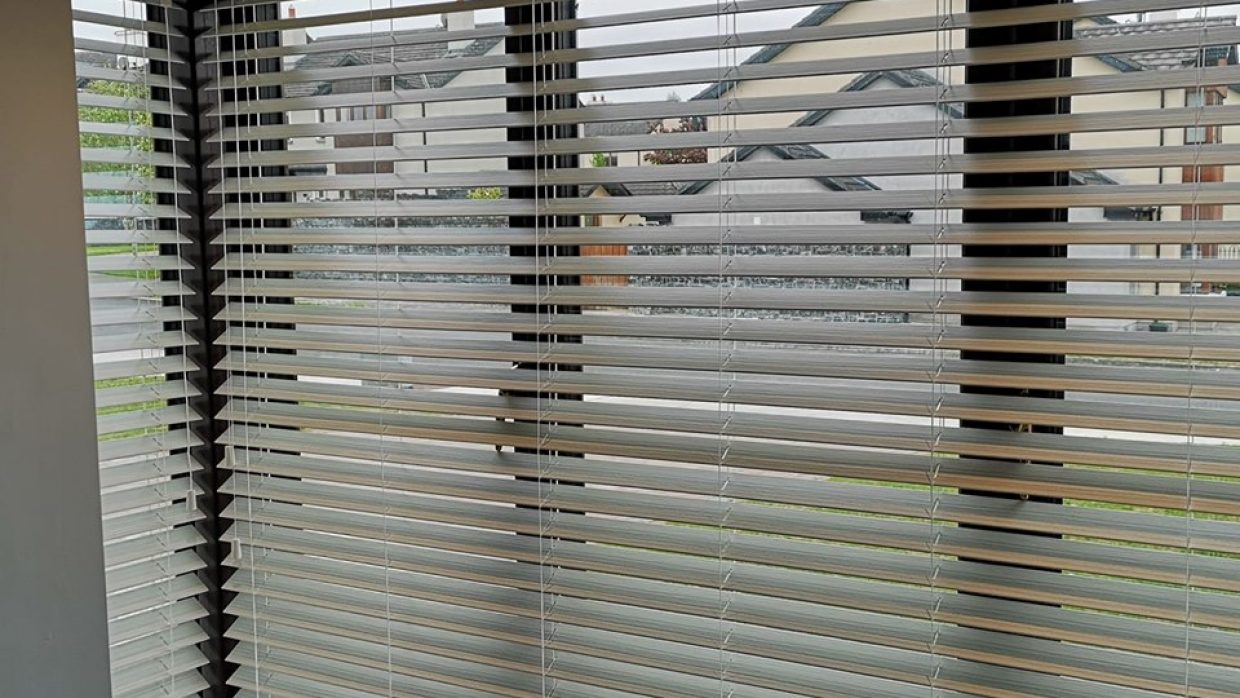 Beautiful Venetians faux wood blinds